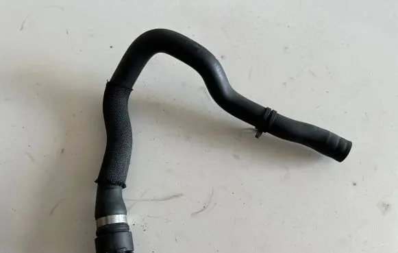 BMW X3 E83 Engine coolant pipe/hose 3400407
