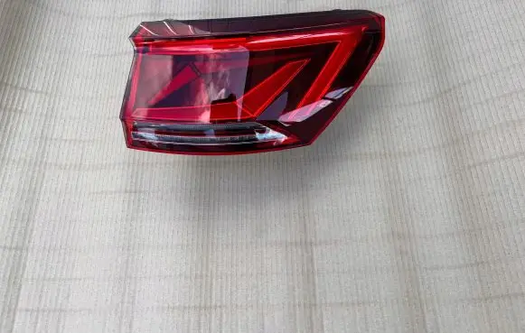 Volkswagen Touareg III Rear/tail lights 760945208C
