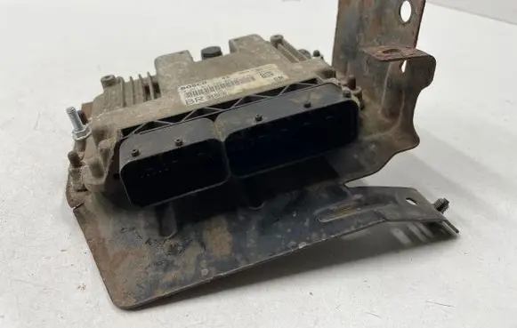 Opel Zafira B Engine control unit/module 55198922 0281012549