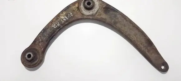 Citroen C4 I Picasso Front lower control arm/wishbone 557451d10bn