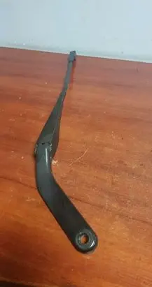 BMW 1 E81 E87 Front wiper blade arm 7169973