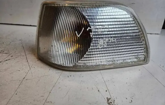 Volvo S70 V70 V70 XC Front indicator light
