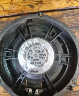 Ford Focus Front door speaker AA6T18808AA