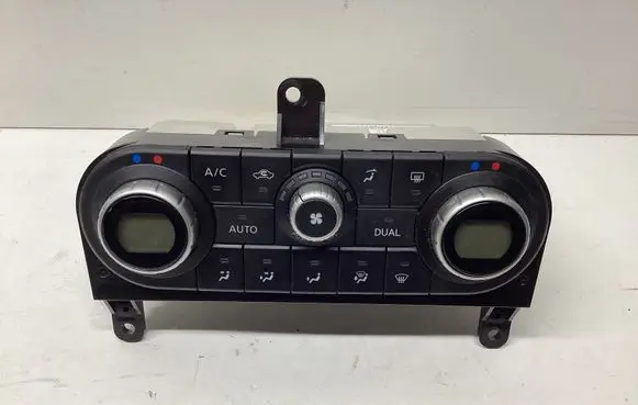 Nissan Qashqai Climate control unit 27500BR45B