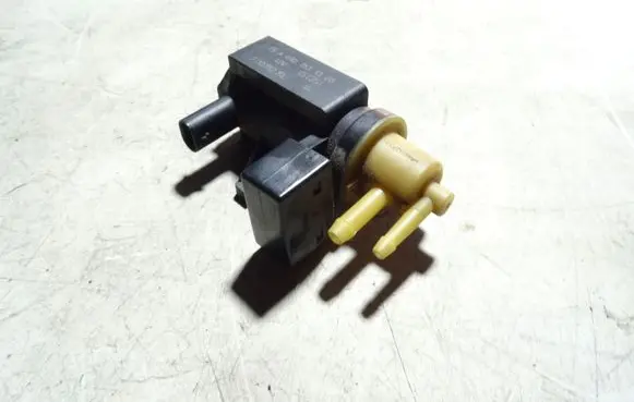 Infiniti Q50 Turbo solenoid valve A0101531328