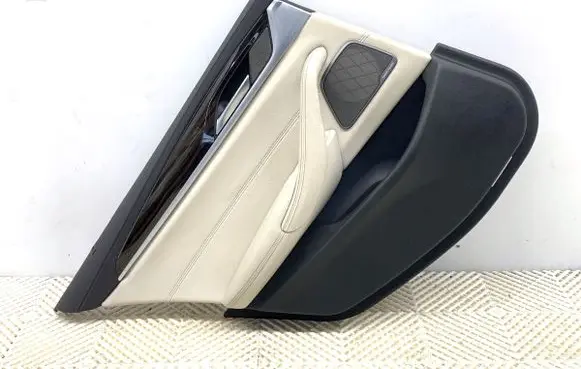 BMW 5 G30 G31 G38 Rear door card panel trim 