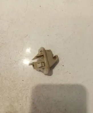 Volvo XC90 Sun visor clip/hook/bracket Volvo3572