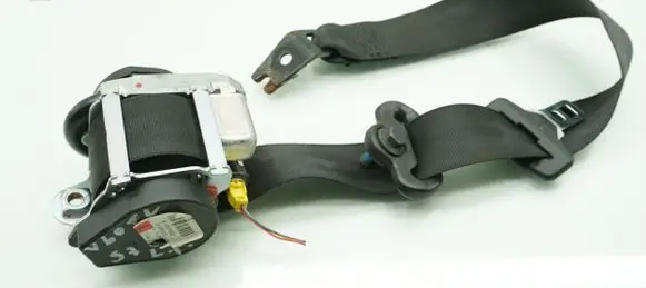 Volvo V60 Front seatbelt 39823322