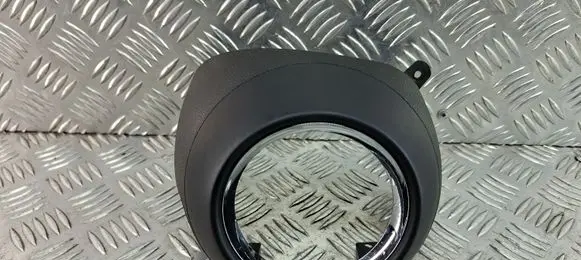 Dashboard side end trim