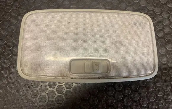 Toyota Corolla Verso AR10 Rear seat light 8124052040B1