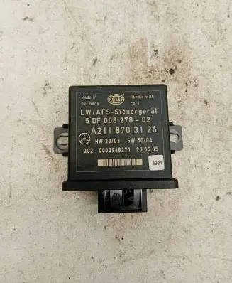 Mercedes-Benz E W211 Light module LCM A2118703126 0000948271 5DF00827802