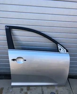 KIA Sportage Front door 