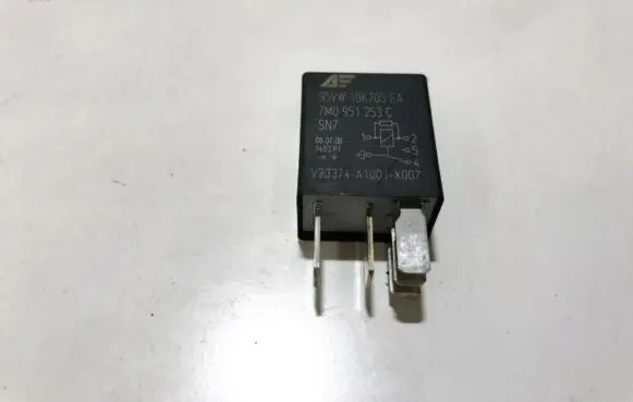 Audi A5 8T 8F Other relay 7m0951253c 95vw10k705ea