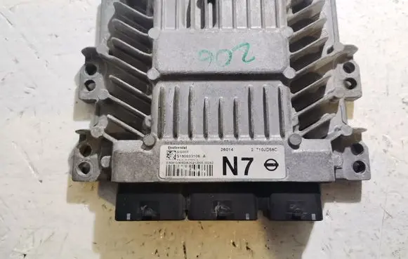 Nissan Qashqai+2 Engine control unit/module 20710JD58C