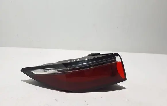 Renault Megane E-Tech Rear/tail lights 265553806R