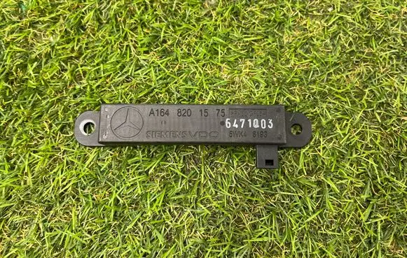 Mercedes-Benz ML W164 Keyless (KESSY) go control unit/module A1648201575