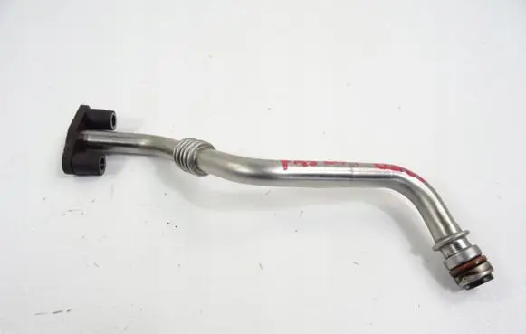 Nissan Juke I F15 Turbo turbocharger oiling pipe/hose