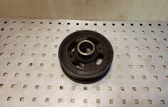 Toyota Land Cruiser (J120) Crankshaft pulley