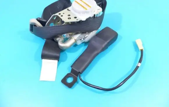 Suzuki Swift II Front seatbelt 84920-68L1 IMPRK1212011