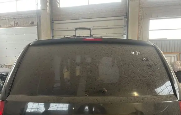 Chrysler Grand Voyager V Rear windscreen/windshield window Nocode