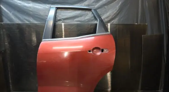Mazda CX-7 Rear door