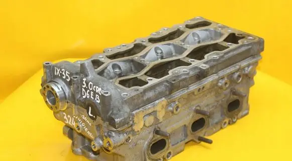 Hyundai ix 55 Engine head AK0511