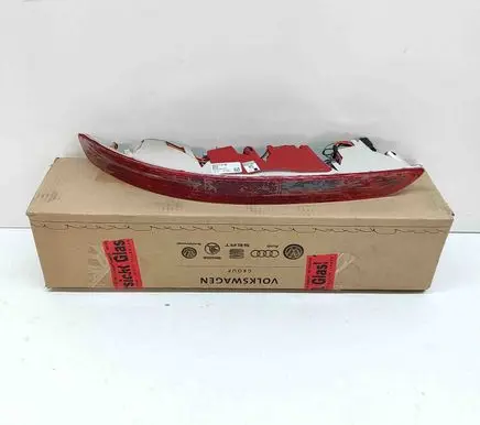 Audi Q5 SQ5 Rear fog light 8R0945095B
