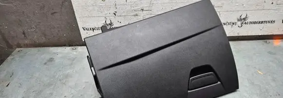 Ford Focus Glove box F1EBA06044 00207395 00207394