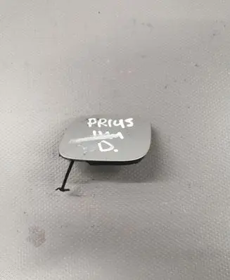 Toyota Prius (XW30) Front tow hook cap/cover