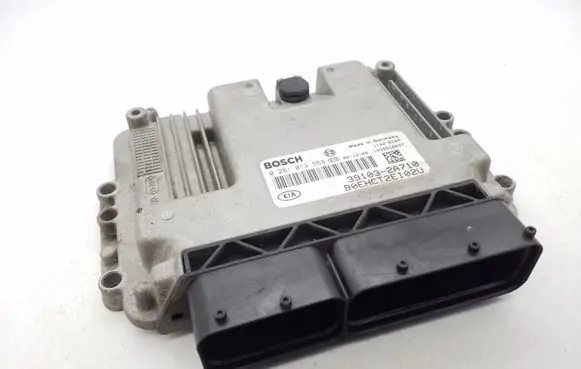 KIA Ceed Engine control unit/module ECU 391032A710 0281013569