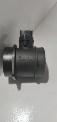 Volvo V70 Mass air flow meter 0280218088 8670115