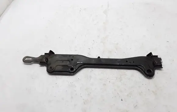 Radiator mount bracket