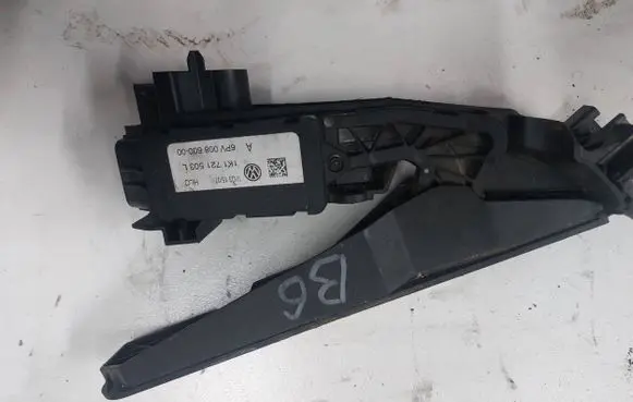 Volkswagen Passat Alltrack Accelerator throttle pedal 1K1721503L 6PV00860000 031507