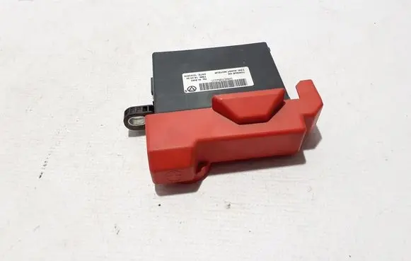 Renault Talisman Fuse module 241143738R