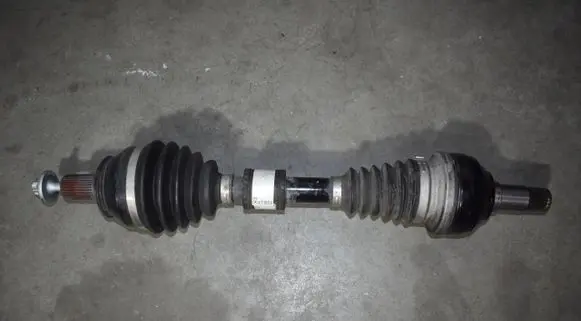 Mercedes-Benz CLA C118 X118 Front driveshaft A1773303701 5656565