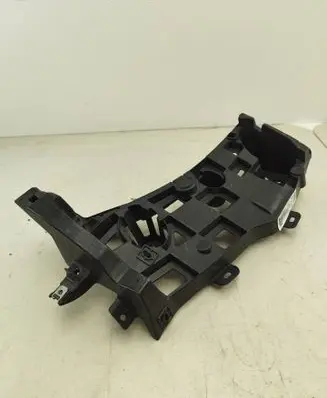 BMW X7 G07 Rear bumper mounting bracket 7420666