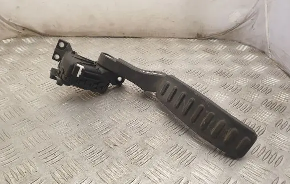 Porsche Cayenne (92A) Accelerator throttle pedal 7L0723507E