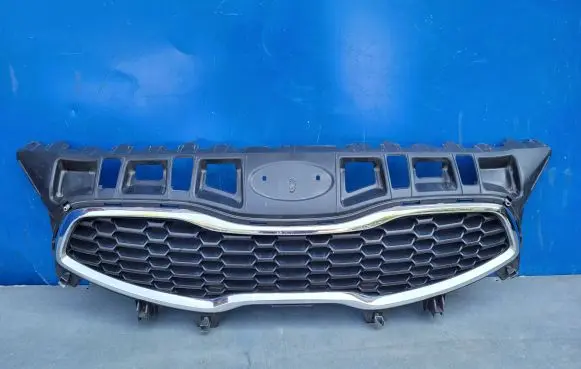 KIA Ceed Front bumper upper radiator grill 86351A2000