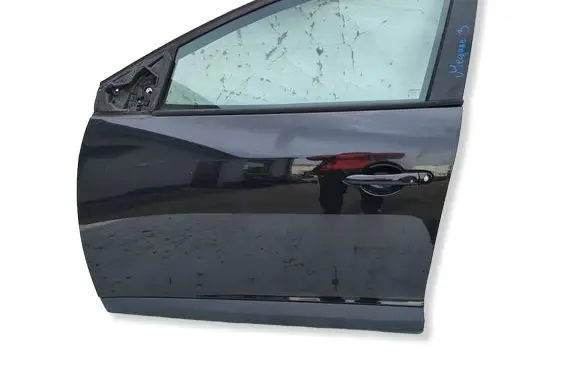 Renault Megane III Front door 