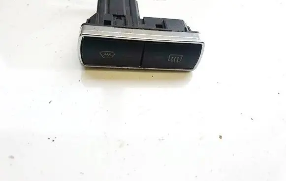 Windscreen/window heater switch