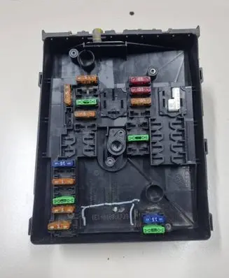 Skoda Octavia Mk2 (1Z) Fuse box set 17181281 1718130