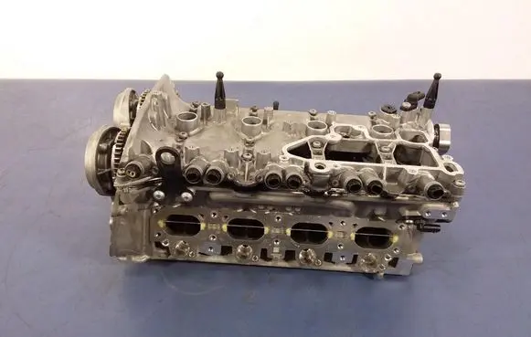 Skoda Kodiaq Engine head 06K403S