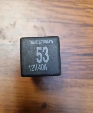 Skoda Octavia Mk1 (1U) Other relay 141951253B
