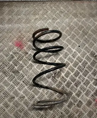 Toyota RAV 4 (XA20) Front coil spring 