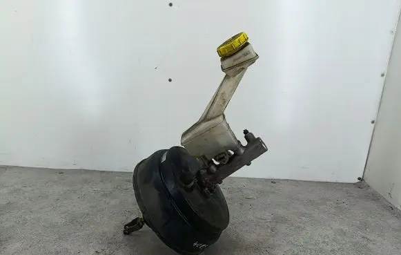 Nissan X-Trail T30 Brake booster 86401716