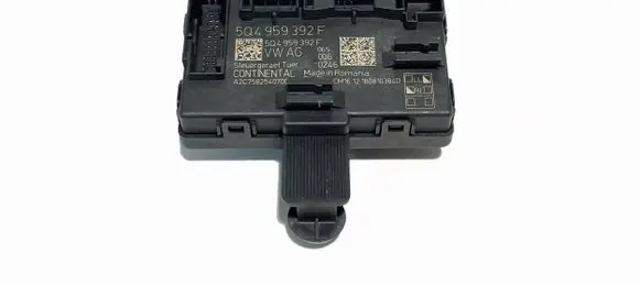 Skoda Octavia Mk3 (5E) Door control unit/module 5Q4959392F 29918