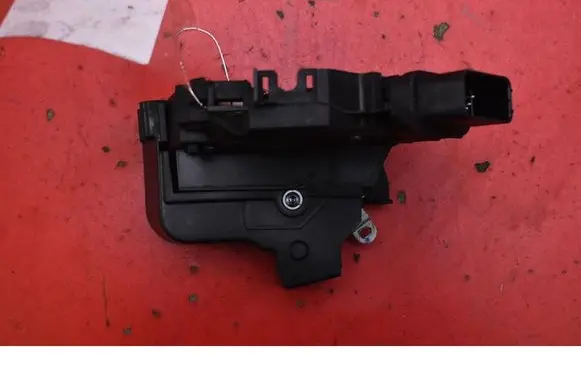 Ford Galaxy Rear door lock 