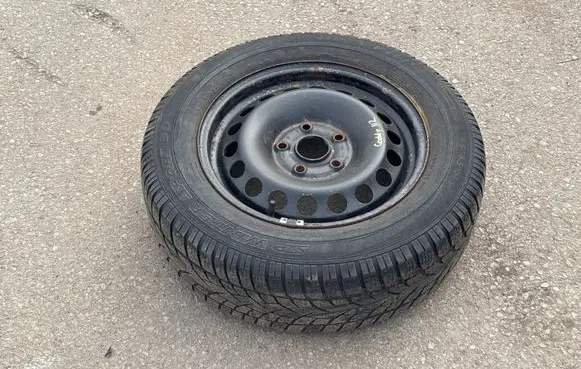 Volkswagen Caddy R15 spare wheel 