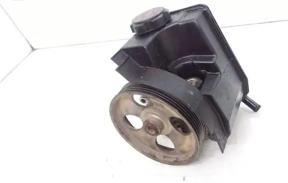 Peugeot 206 Power steering pump 9638364580 26086355