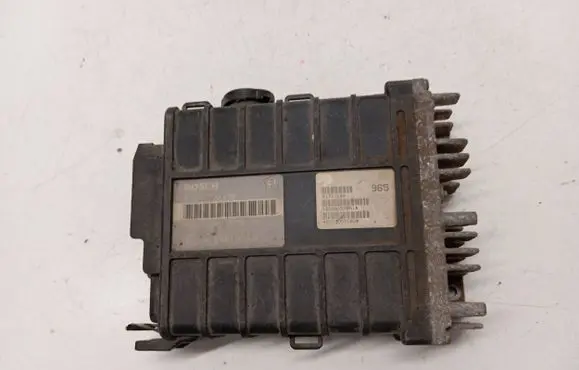 Volkswagen PASSAT B3 Engine control unit/module 443907403G 0280000739
